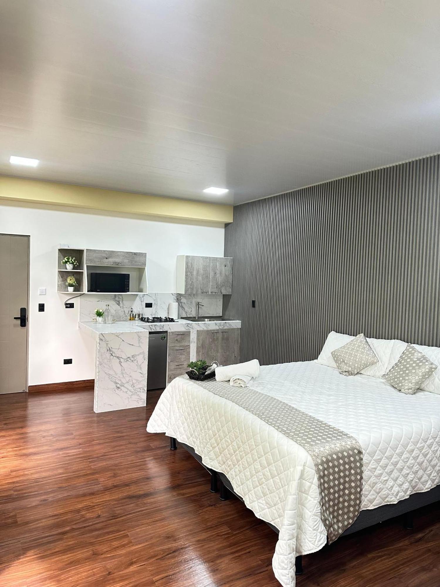 Villa Las Flores Сан Салвадор Екстериор снимка