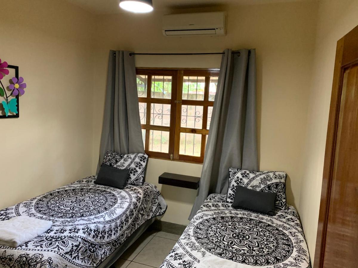 Villa Las Flores Сан Салвадор Екстериор снимка