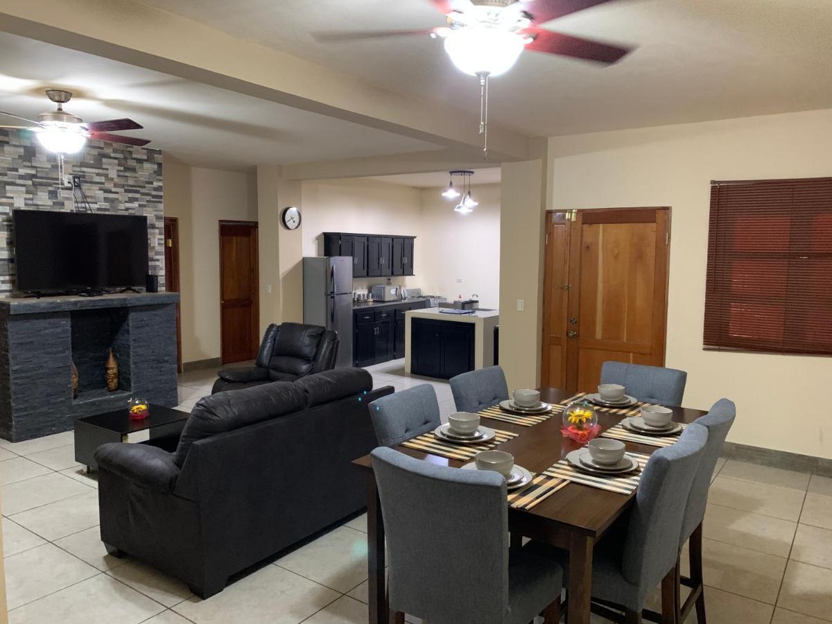 Villa Las Flores Сан Салвадор Екстериор снимка